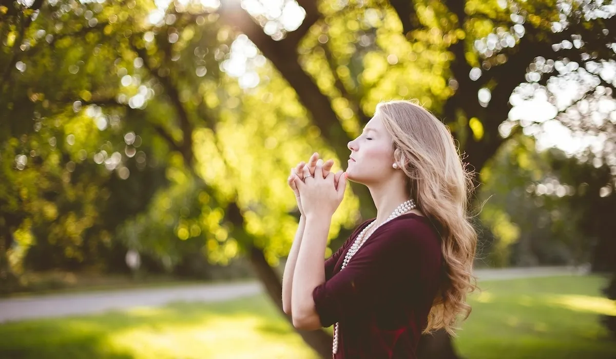 Gabrielle Bernstein Quotes That Will Help You Trust the Universe and Realign With Love
